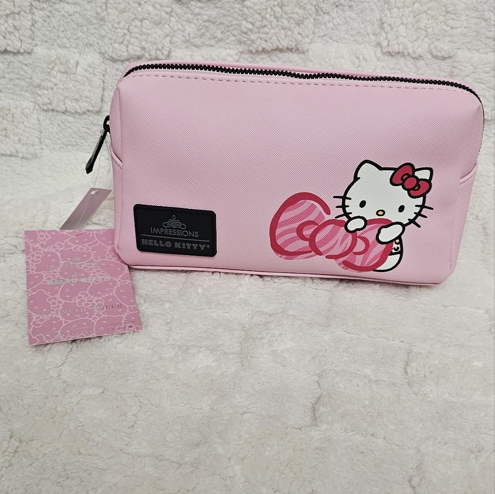 Impressions Vanity Hello Kitty Cosmetic Pouch New With Tags